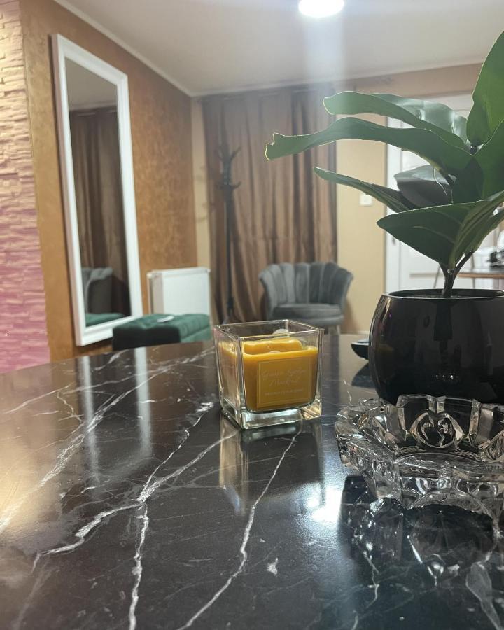 Aris Lux Apartment Ni Екстериор снимка